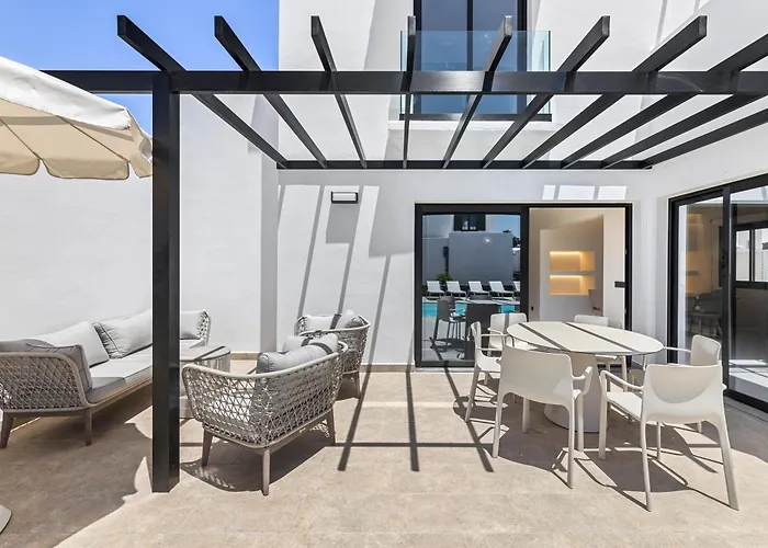 Lanzarote Marina Volcan 普拉亚布兰卡