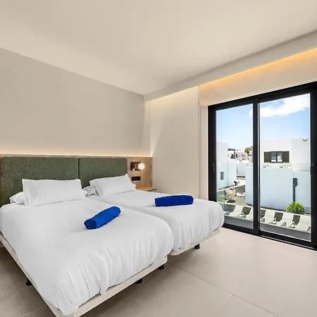 Lanzarote Marina Volcan