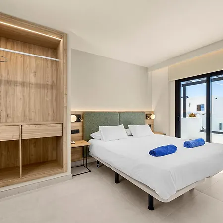 Lanzarote Marina Volcan