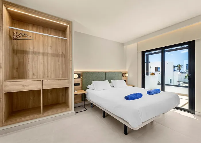 Lanzarote Marina Volcan