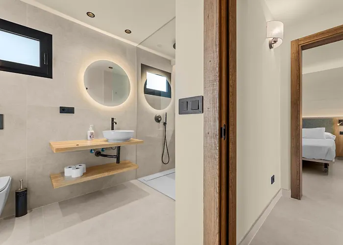 Lanzarote Marina Volcan